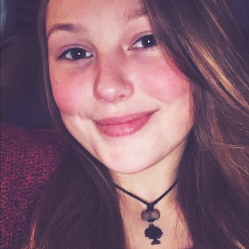 Meet your Posher, Mallory